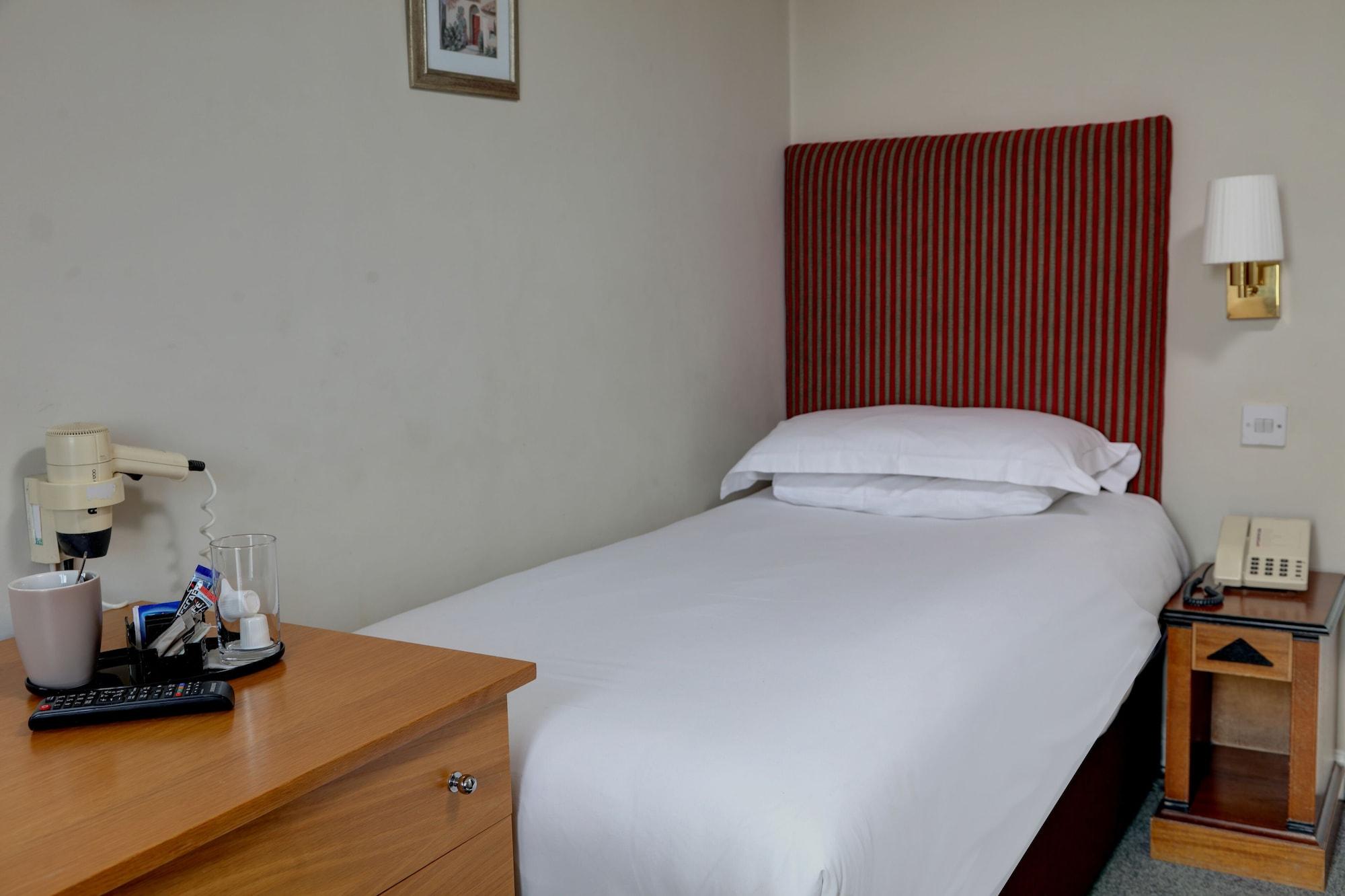 The Hillcrest 3* Widnes