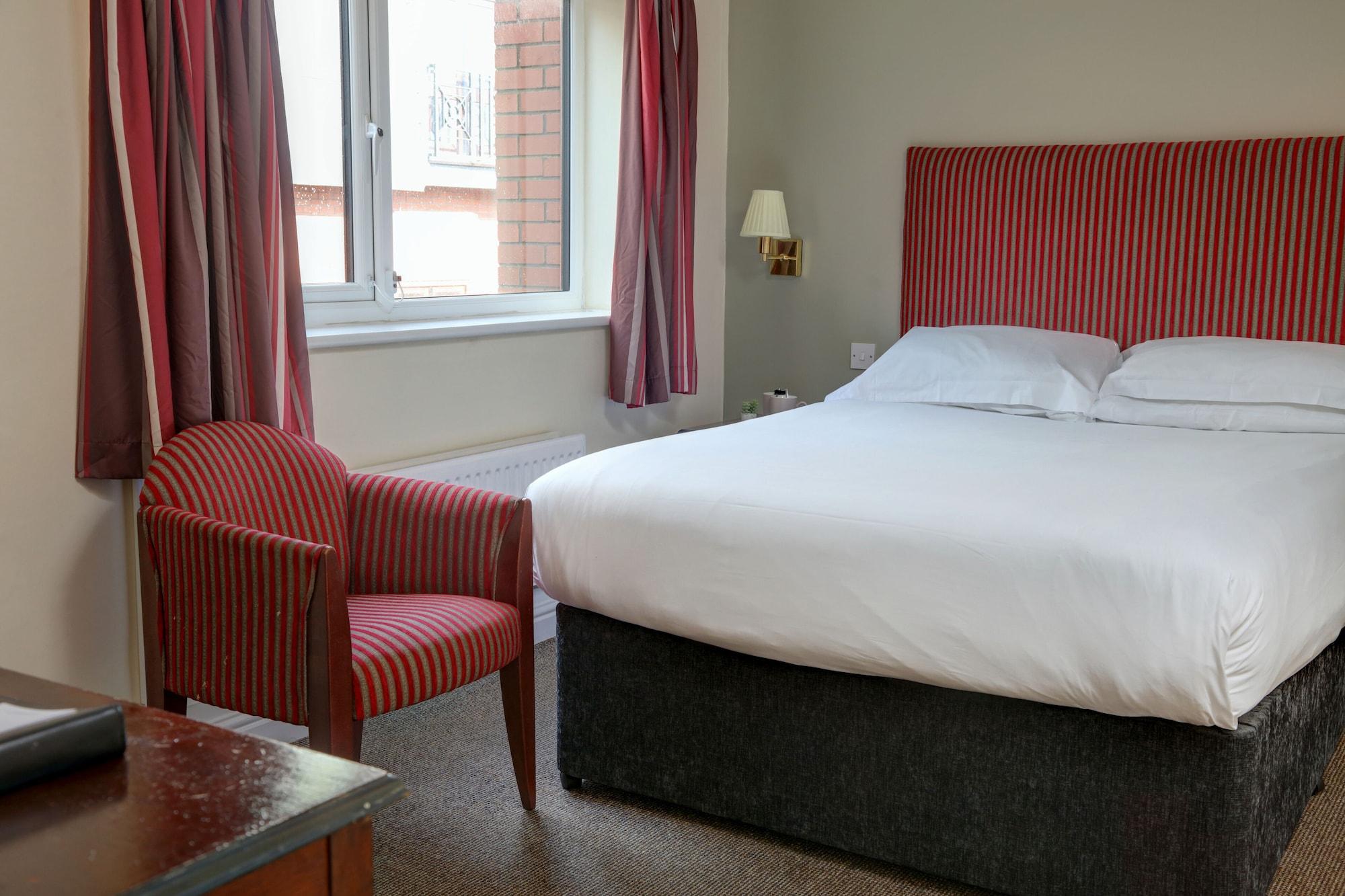 The Hillcrest 3*